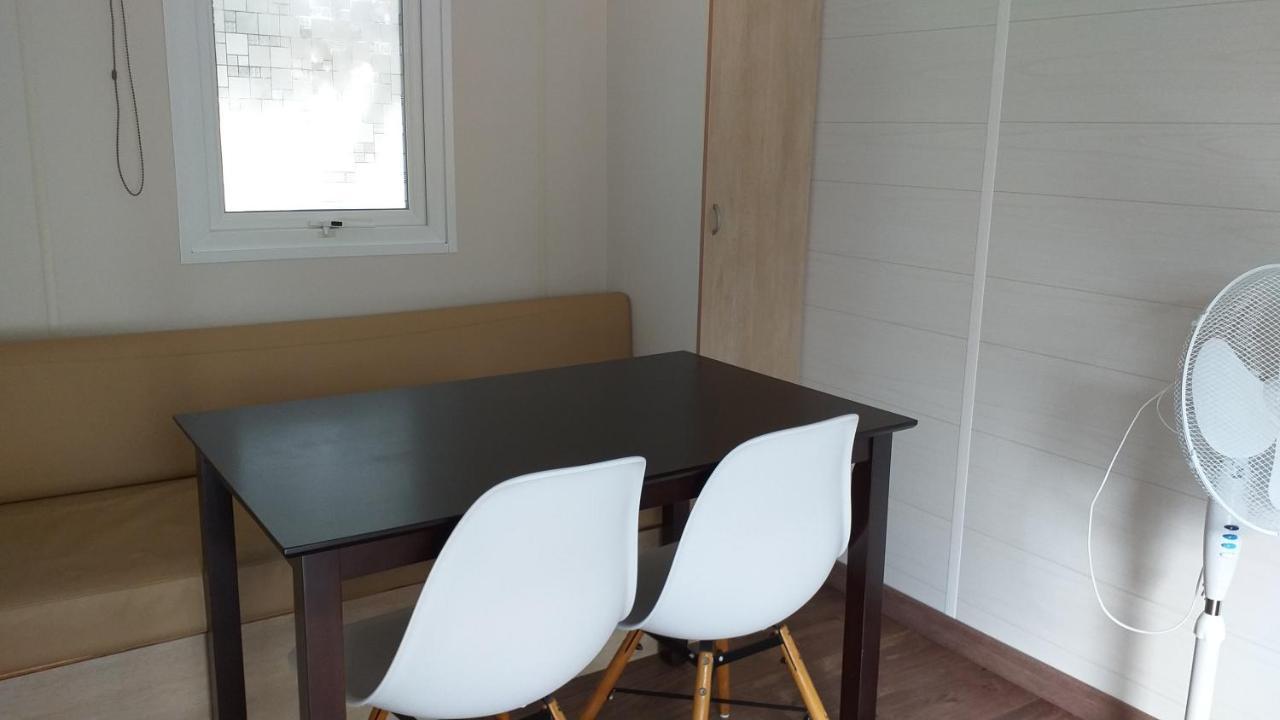 Mobilhome Chez Cathy & Simon Marseillan  Eksteriør billede